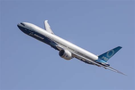 boeing 777-200er specs|Modern Airliners .